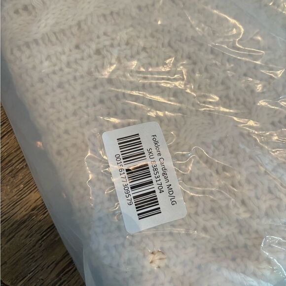 Official Taylor Swift Folklore Cardigan - NWT - M/L - Picture 5 of 6